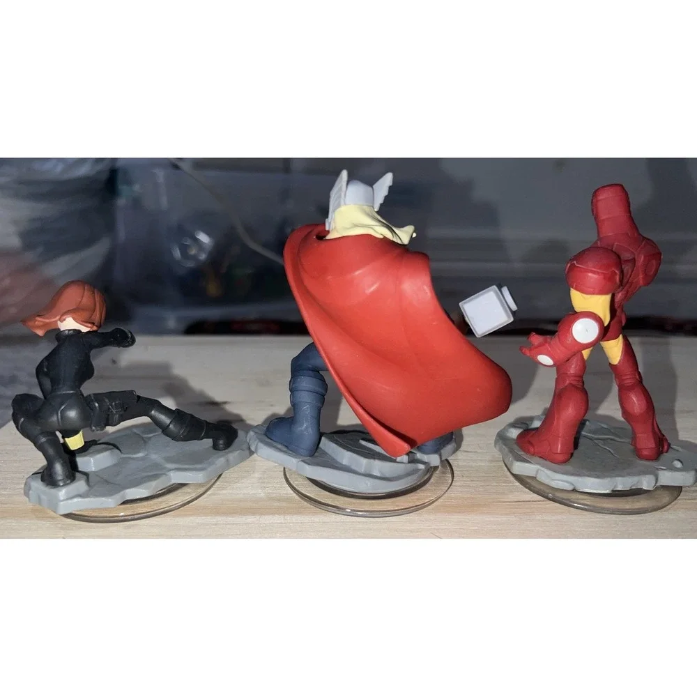 Disney Infinity And Avengers 2.0 2014 Power Discs Lot of 8